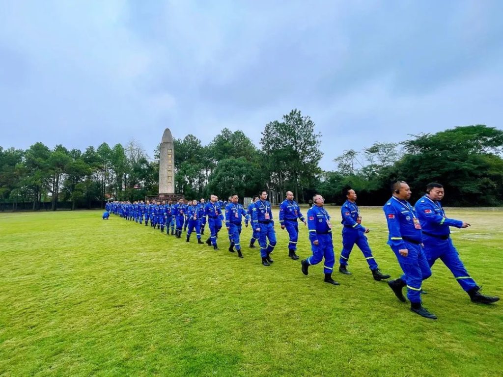 蓝天救援队首届党建和工会建设交流会在江西瑞金召开